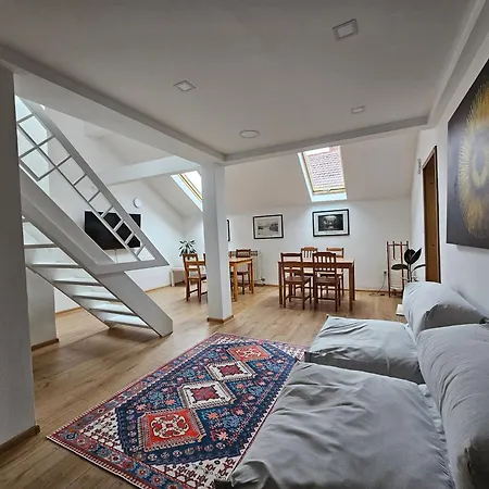 Leopold Chillout Hostel